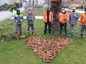 Alaşehir’de belediye işçilerinden kalpli mesaj