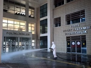 Akdeniz’de korona virüs mücadelesi aralıksız sürüyor