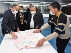 Başkan Zeybek: “Afyonkarahisar’a yatırım yapmak isteyen herkesin yanındayız”
