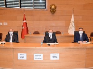 Vali Karadeniz önce OSB toplantısına katıldı ardından kütüphane açtı