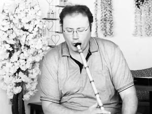 Aydınlı bestekâr Uğur Şumnulu’na ödül