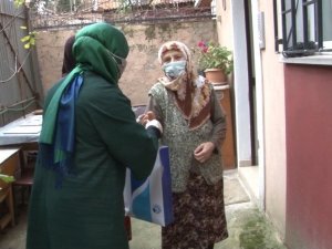 Tuzla’da 65 yaş üstü ihtiyaç sahibi vatandaşlara temizlik seti dağıtılıyor