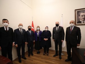 Gaziantep milletvekillerinden Bakan Selçuk’a yatırım ziyareti