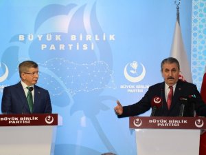 BBP Genel Başkanı Destici Gelecek Partisi Genel Başkanı Davutoğlu ile görüştü