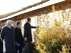 Vali Ali Çelik, Kureyşler Barajı Kurtarma Kazıları Sergi Salonu’nu inceledi