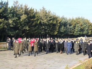 İsmet İnönü vefatının 47’nci yılında kabri başında anıldı
