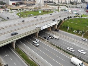 D100 karayolundaki bir garip merdiven kaldırıldı