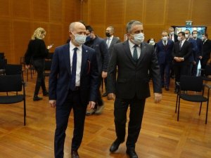 AK Parti Bursa’da yeni başkan görevi devraldı