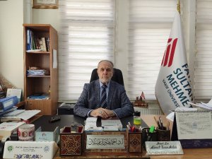 İBB’nin Şeb’i Arus etkinliğini değerlendiren Prof. Turan: “Halkın dini inançları ve gelenekleriyle oynamamalıdır”
