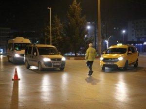 Afyonkarahisar’da dördüncü sokağa çıkma kısıtlaması başladı