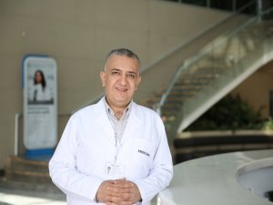 Doç. Dr. Mustafa Ülker: “Sigara içenler daha az tat alıyor”