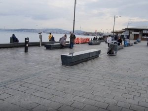 İstanbul’un meydanları turistlere kaldı
