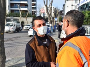 Avcılar’da temizlik işçisi sokakta bulduğu engelli maaşını sahibine teslim etti