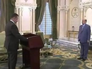 Yemen’in yeni hükümeti Suudi Arabistan’da yemin etti
