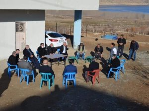 AK Parti Batman il teşkilatı Hasankeyf’te incelemelerden bulundu