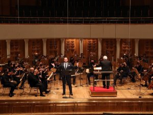 İş Sanat’ın Yeni Yıl Konseri’nin konuğu tenor Murat Karahan