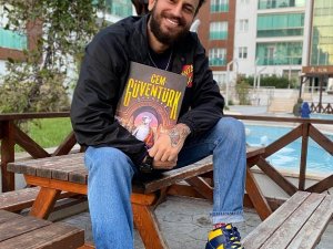 Cem Güventürk’ün ‘Öyküler’ isimli yeni kitabı okurlarıyla buluştu
