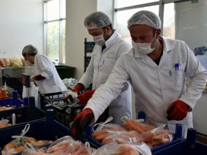 Aliağa Semt Pazarı görevini tamamladı