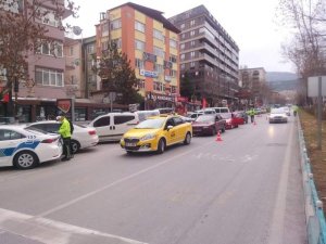 Emniyet kemeri ve maske denetimi