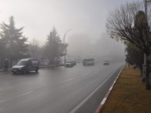 Afyonkarahisar’da sisli hava etkili oldu