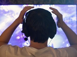 İnternet bağımlılığı en az uyuşturucu bağımlılığı kadar tehlikeli