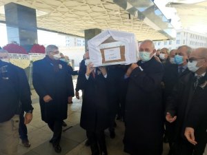 Eski ODTÜ Rektörü Ahmet Acar, son yolculuğuna uğurlandı