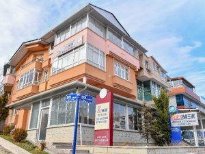 BELMEK eğitmenlerinden lösemili çocuklara el emeği göz nuru yılbaşı kıyafeti