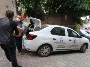 Kağıthane’de 4 milyondan fazla maske ve kolonya ücretsiz dağıtıldı