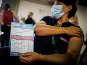 Belarus ve Arjantin’de Covid-19’a karşı aşılamalar başladı