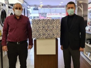 Hastaneye ultraviyole hijyen cihazı hediyesi