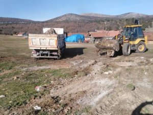 Dumlupınar’da moloz ve hafriyat temizliği