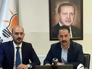 AK Parti Erzincan İl Başkanı Şireci ve İlçe Başkanı Bulut’tan yeni yıl mesajı