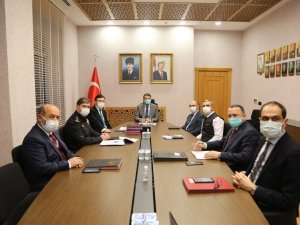 Vali Ali Çelik: "Tam kadro sahada olacağız"