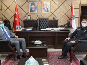 Vali Çelik, Müdür Necmettin Koç’tan yılbaşı tedbir ve çalışmaları hakkında bilgiler aldı