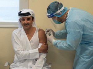 Katar Emiri Al Sani, Covid-19 aşısı oldu