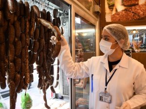 Kuşadası Belediyesi’nden yılbaşı öncesi hijyen denetimi