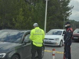 Marmaris’te yeni yıl öncesi trafik yoğunluğu yaşanıyor