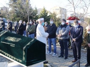 Türkiye Gazetesi eski yayın yönetmenlerinden Kenan Akın son yolculuğuna uğurlandı