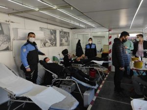 Cizre polisinden kan bağışı kampanyasına destek