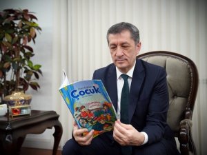 Bakan Selçuk’tan "Özel Eğitim Çocuk" dergili paylaşım