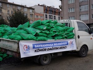 Bayrampaşa Belediyesi’nden 250 ton kömür yardımı