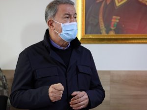 Bakan Akar ve komutanların Azerbaycan dönüşü sınır mesaisi