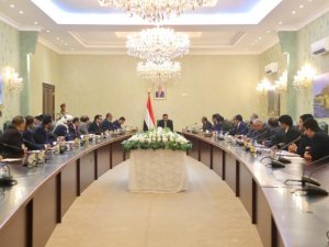 Yemen hükümeti ilk toplantısını geçici başkent Aden’de gerçekleştirdi