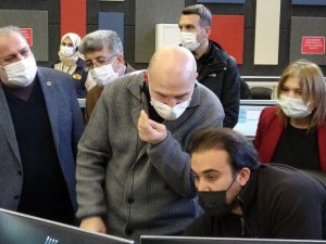 Bakan Soylu 112’de çağrıları karşıladı