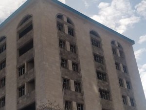 Müftülük binasında haç işareti iddialarına cevap