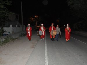 Kısıtlama günlerinde Mehter Takımı’ndan vatandaşlara moral desteği