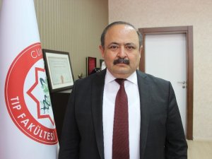 Covid-19 tedavisi gören dekan ambulans helikopterle Ankara’ya sevk edildi