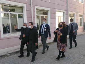 İl Sağlık Müdürü Açıkgöz, ADH Kovid Tanı Ünitesi’nde incelemede bulundu