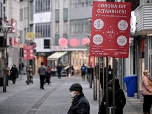 Almanya’da son 24 saatte korona virüsten 944 ölüm