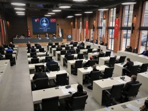 Pamukkale’de faaliyetlerine ara veren 34 işyerinden kira alınmayacak